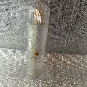 Bath & Body Works Infinite Radiance Fragrance Mist - Silver and Gold